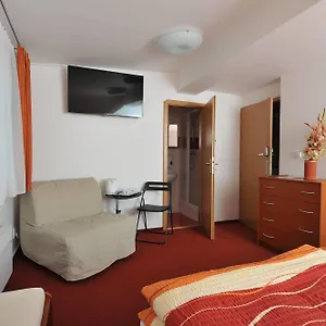 Habitat 16 Hotel Praha